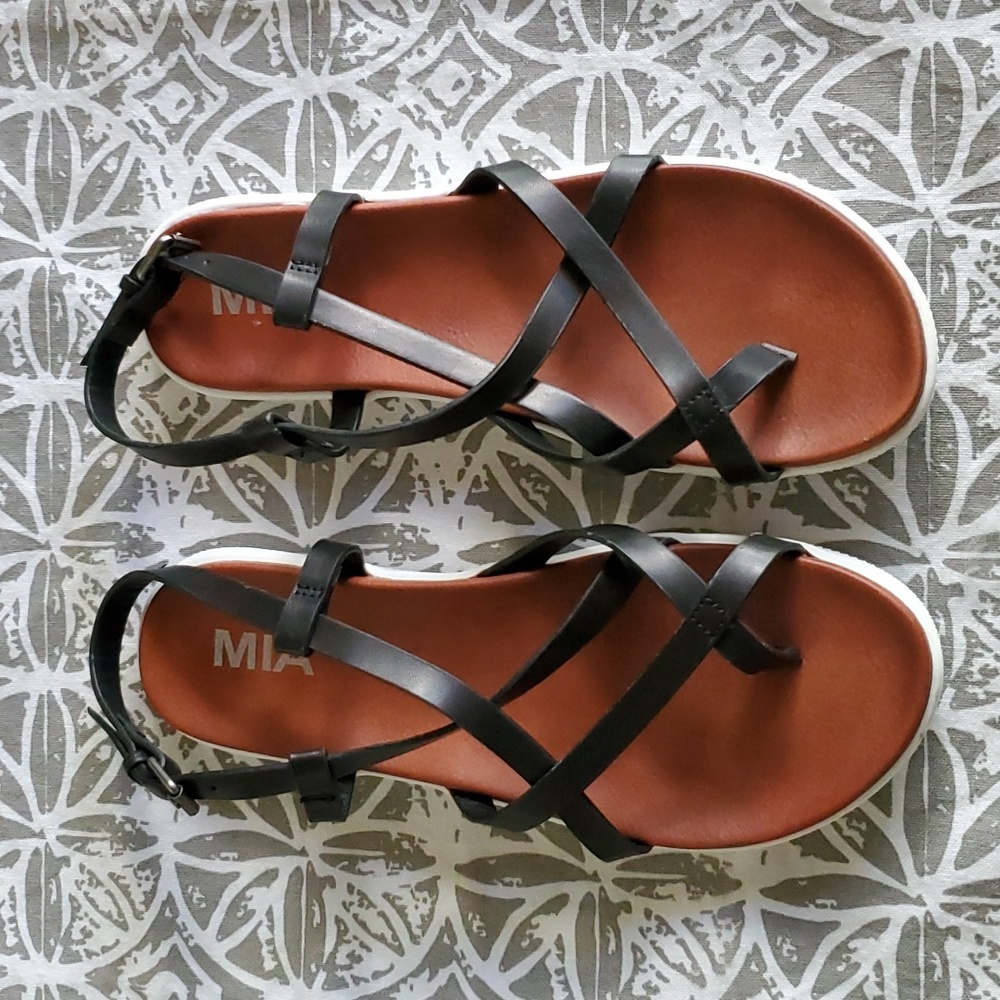 Never worn MIA SANDALS